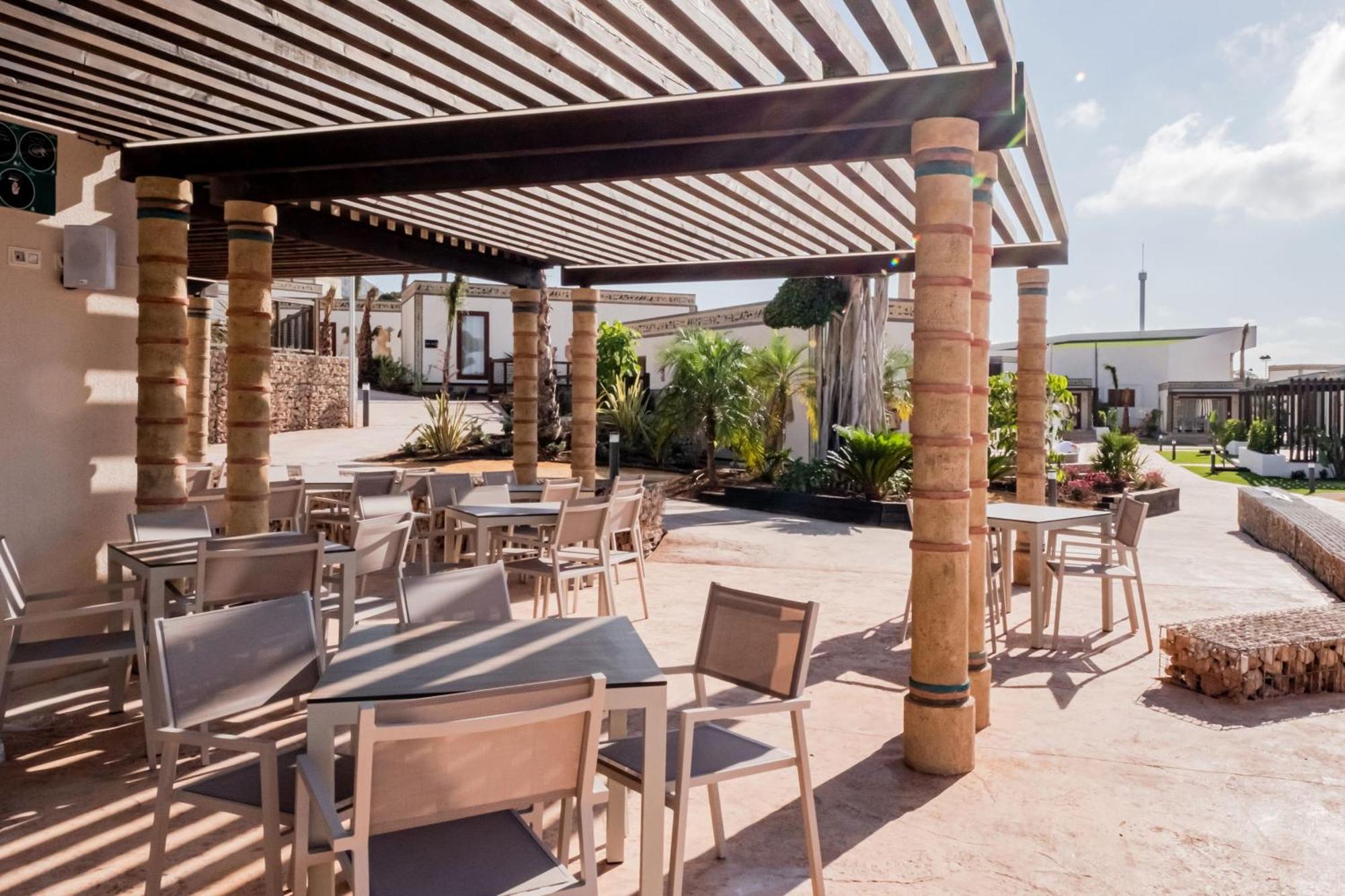 Four Points By Sheraton Costa Blanca Villas Benidorm Exterior foto